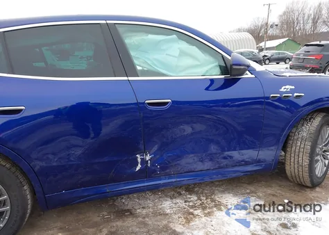 2023 Maserati Grecale Gt z USA, uszkodzony, nr VIN ZN682AVA6P7427588